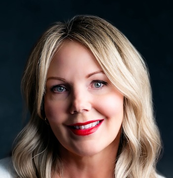 Mel Cunningham Headshot
